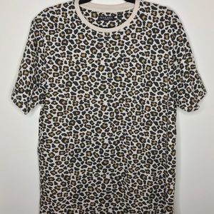 NWT Boohoo cheetah tee